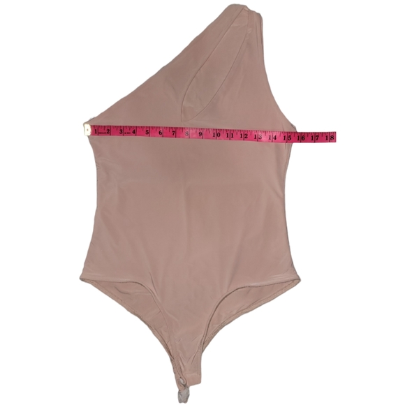 Carli Bybel x Missguided Pastel Bodysuit - Picture 7 of 8